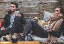 Interieurtrends voor deze winter gezellig in de winter met zijn tweeen